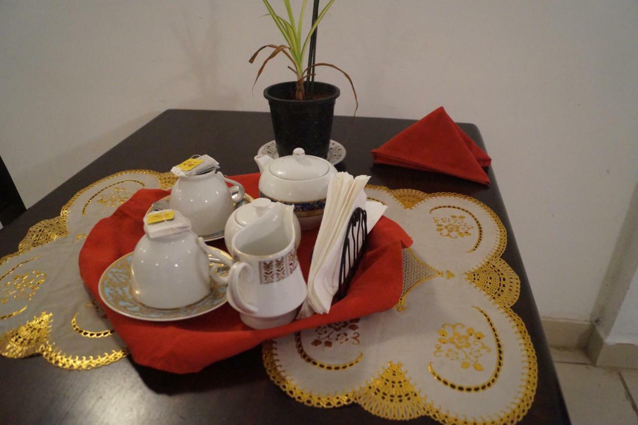 Oasis Skybeach Hostel - Negombo Esterno foto